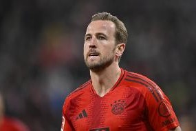 欧冠&amp;德国杯出局！拜仁德甲6分领跑，凯恩能实现生涯首冠目标吗？