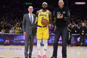 新老历史得分王的PK，论历史地位，詹姆斯是否超越贾巴尔了？